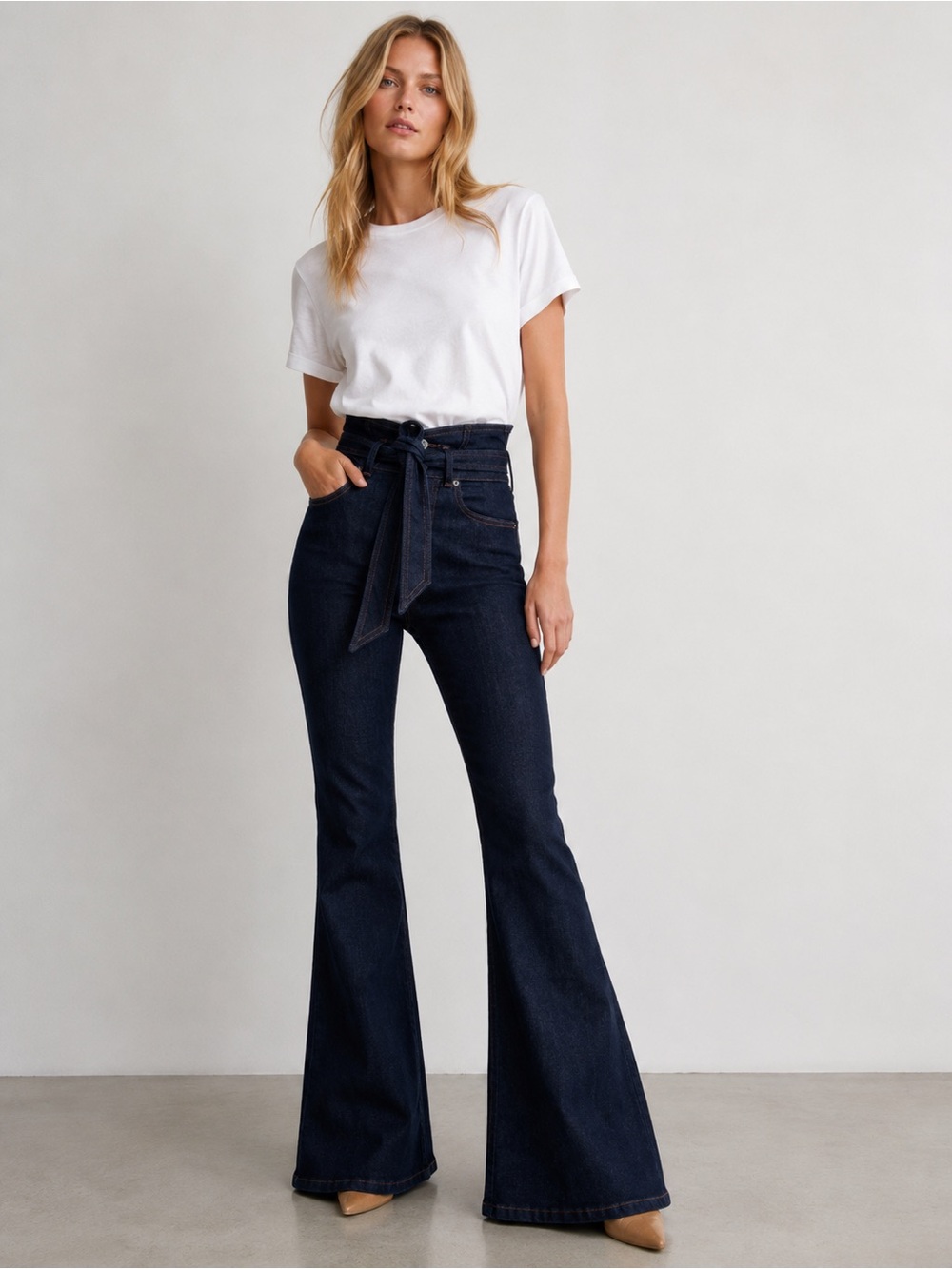 Veronica Beard Sheridan Exaggerated Flare Jeans 27 Dark Wash High Rise Belted